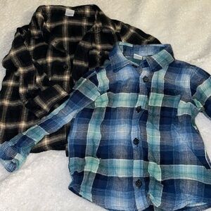 Bundle of 2 VGUC Old Navy plaid shirts